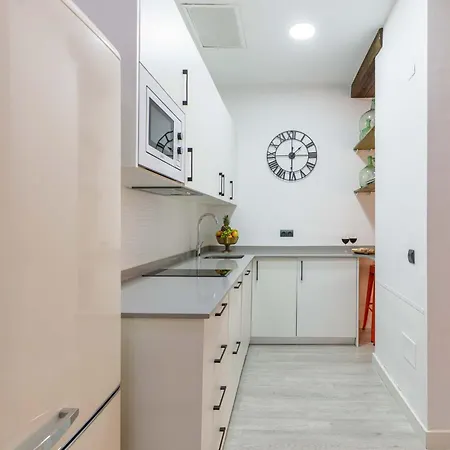 דירה Living4malaga Rustic Chic מאלגה