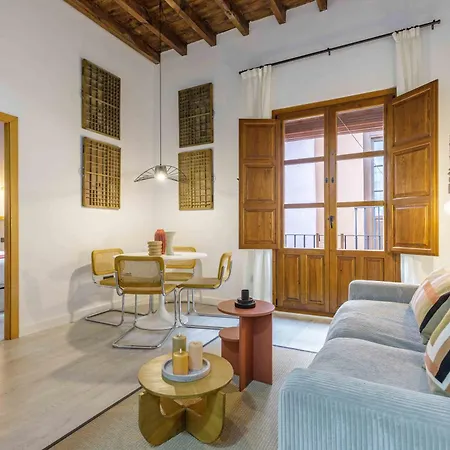 Apartment Living4malaga Rustic Chic